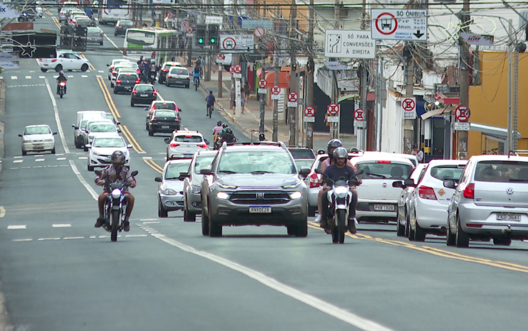 Fiscalização de área azul entra em vigor na Avenida Dom Pedro, em Ribeirão Preto, mas comerciantes criticam medidaon dezembro 4, 2023 at 10:21 pm