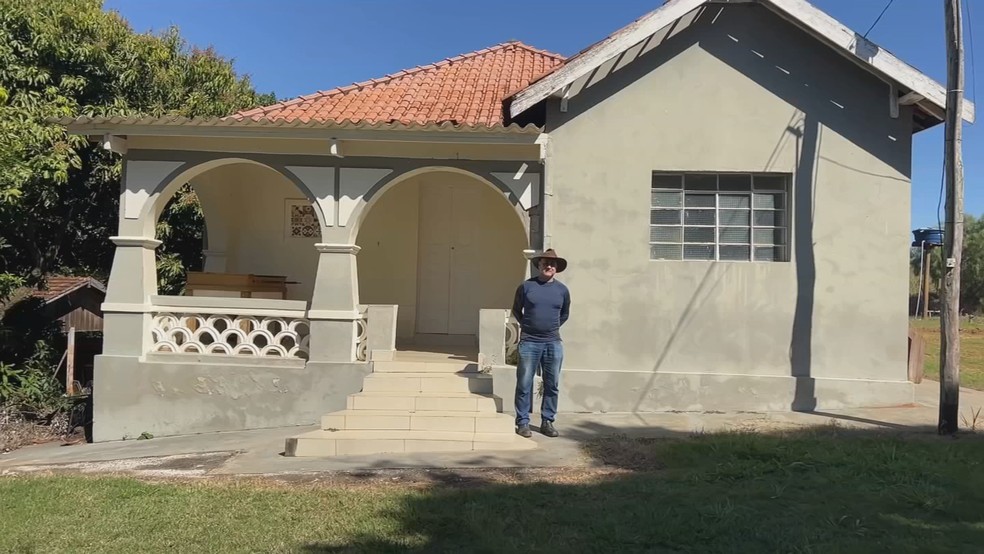 3 de 4
A casa da fam&iacute;lia Mezenga, no centro de Vera Cruz (SP), continua de p&eacute; &mdash; Foto: TV TEM/Reprodu&ccedil;&atilde;o