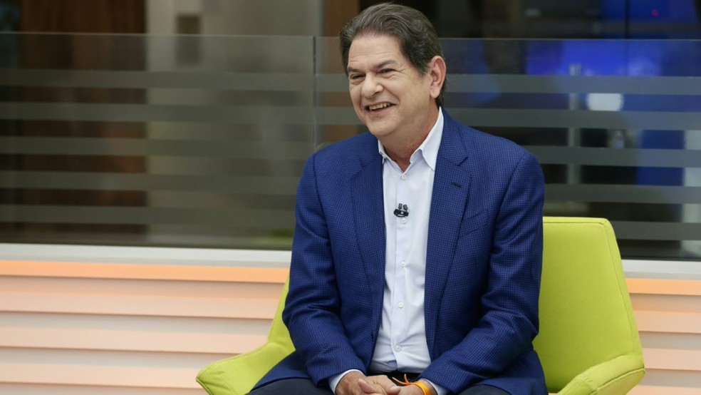 Cid Gomes comenta relação com Ciro, defende fim da escala 6x1 e fala sobre estratégia para Lula no 2º turno. — Foto: Fabiane de Paula/Sistema Verdes Mares (SVM)