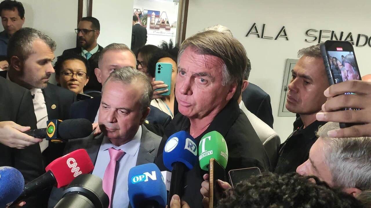 Bolsonaro se diz pré-candidato, mas está proibido de concorrer; entenda sua situação jurídica