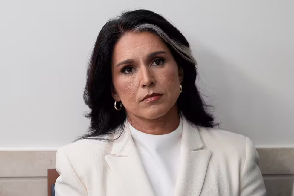 A Diretora de Inteligência Nacional, Tulsi Gabbard, na Casa Branca, em 23 de julho de 2025, em Washington. — Foto: AP/Alex Brandon