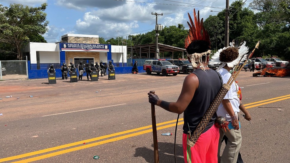 Interdição da PA-140, em Tome-Açu. — Foto: Reprodução