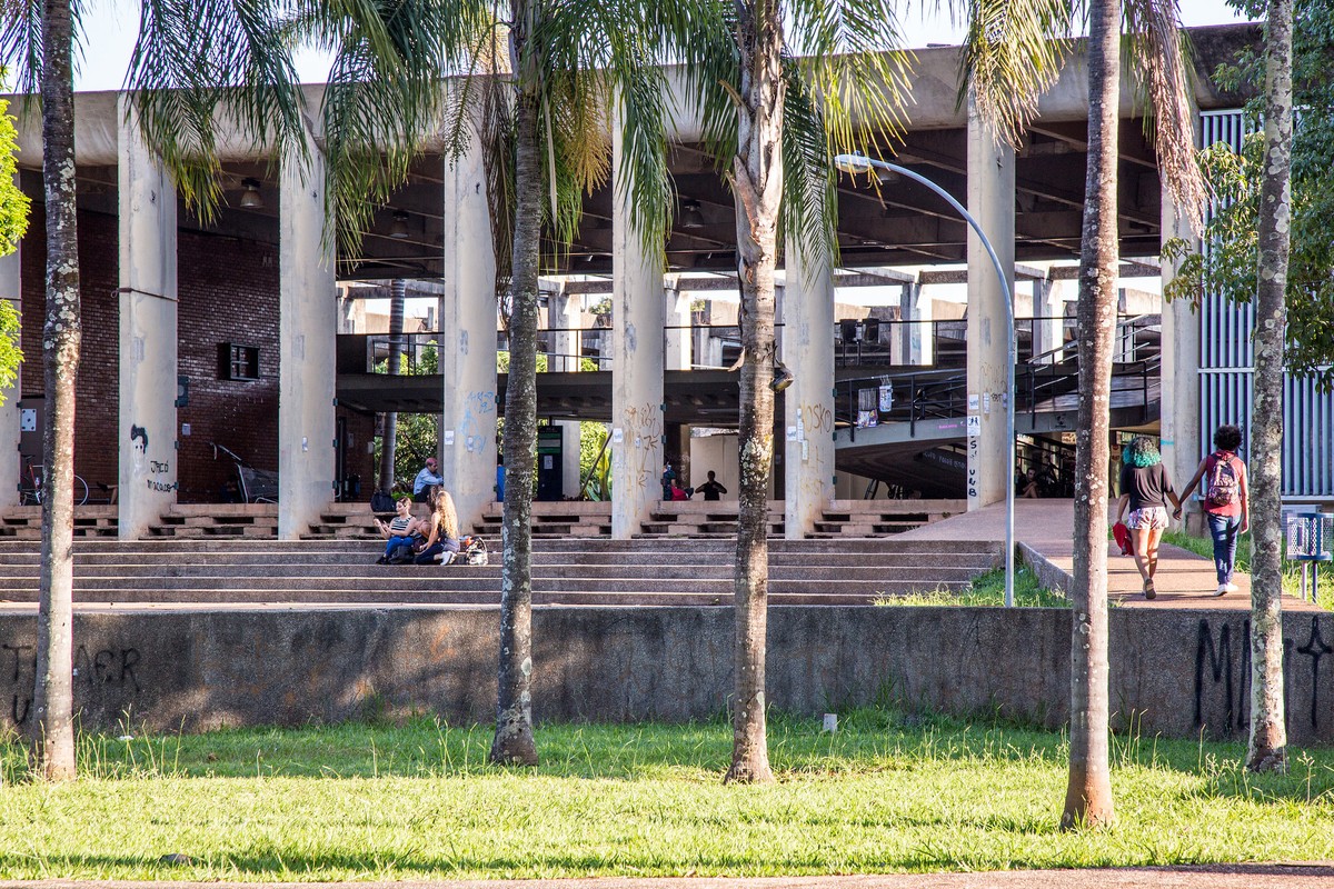A cada 10 alunos do DF no ensino superior, 8 estão na rede privada ...