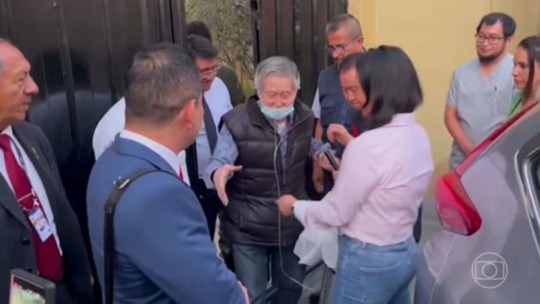 O ex-presidente peruano Alberto Fujimori foi libertado nesta quarta-feira - Programa: Jornal da Globo 
