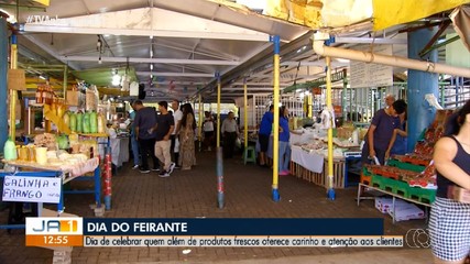 Dia do Feirante: profissionais oferecem produtos e atenção aos clientes
