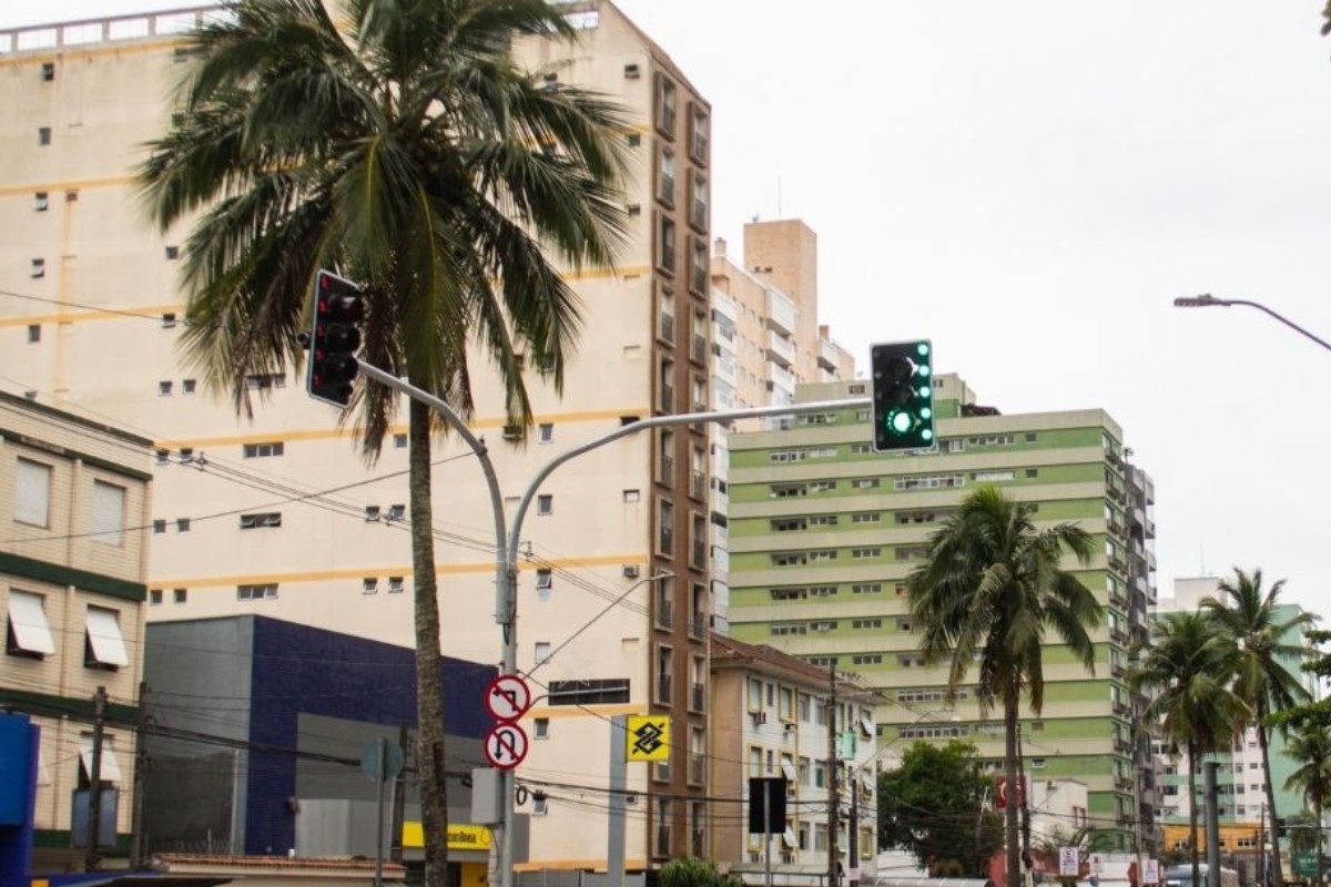 São Vicente, SP, cria central para receber denúncias de trânsito; entenda
