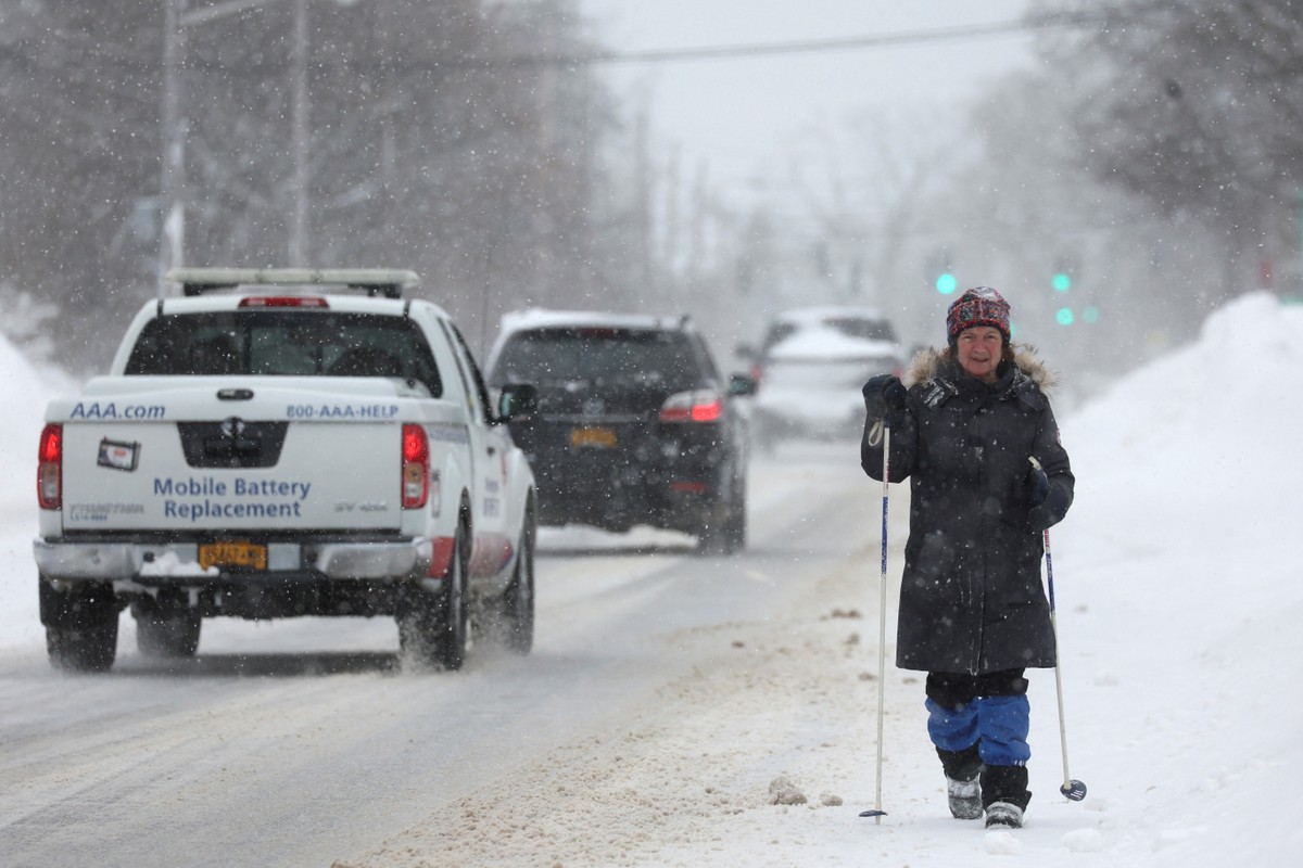 Frio extremo nos EUA deixa ao menos 82 mortos em janeiro; onda de ar quente  descongela regiões do país