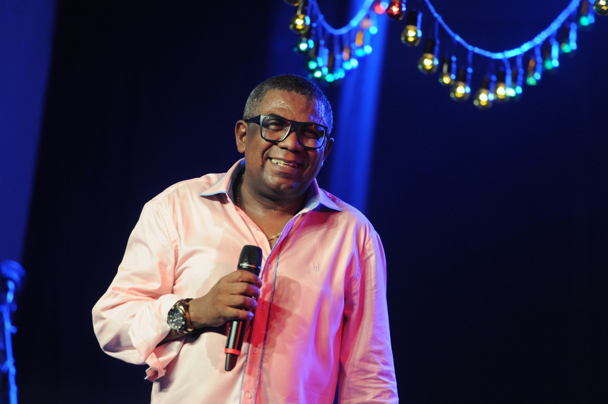 Reinaldo Reinaldo, o príncipe do pagode, morre aos 65 anos | Música | G1