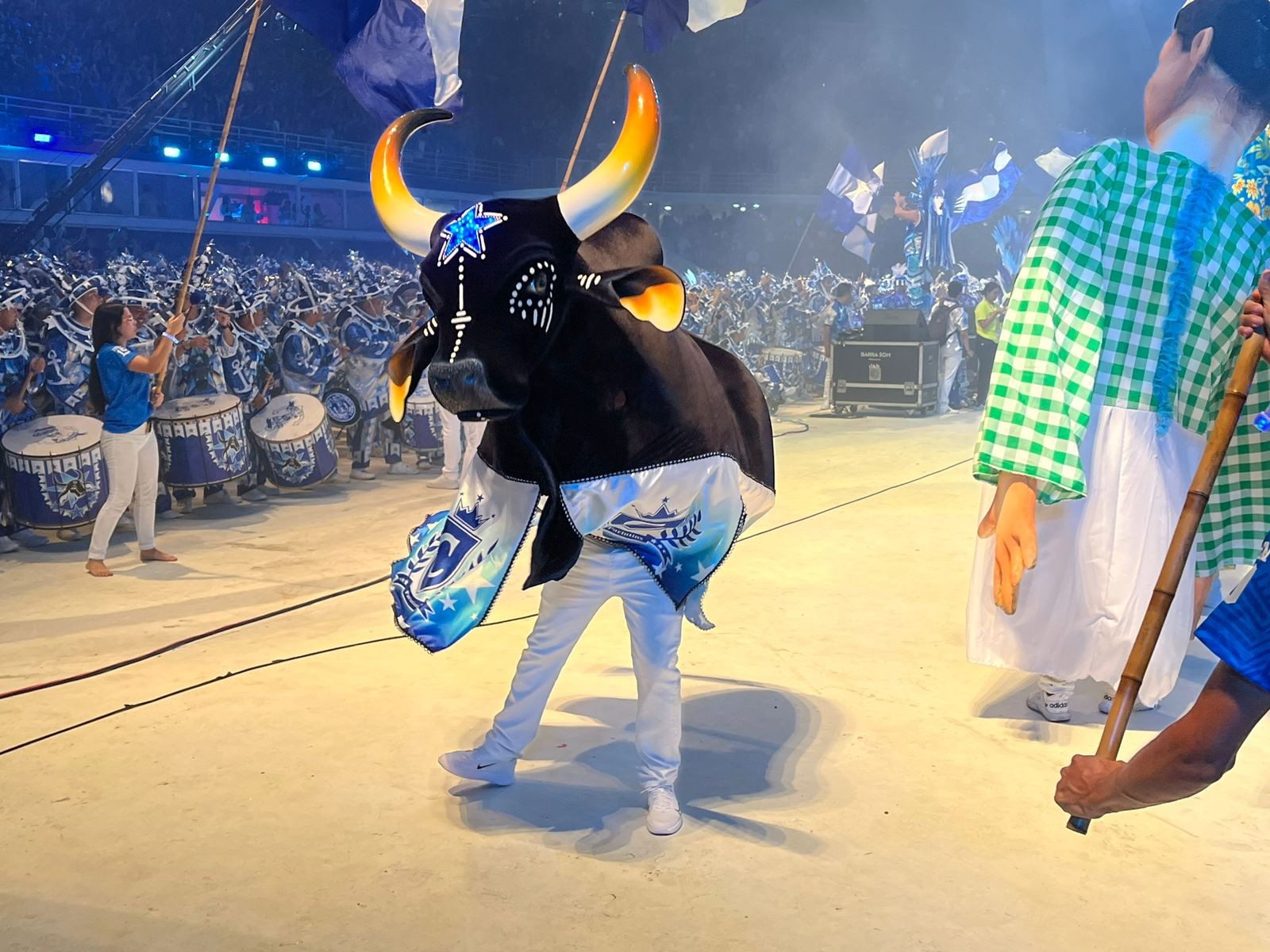 Boi Caprichoso abre segunda noite do Festival de Parintins 2024