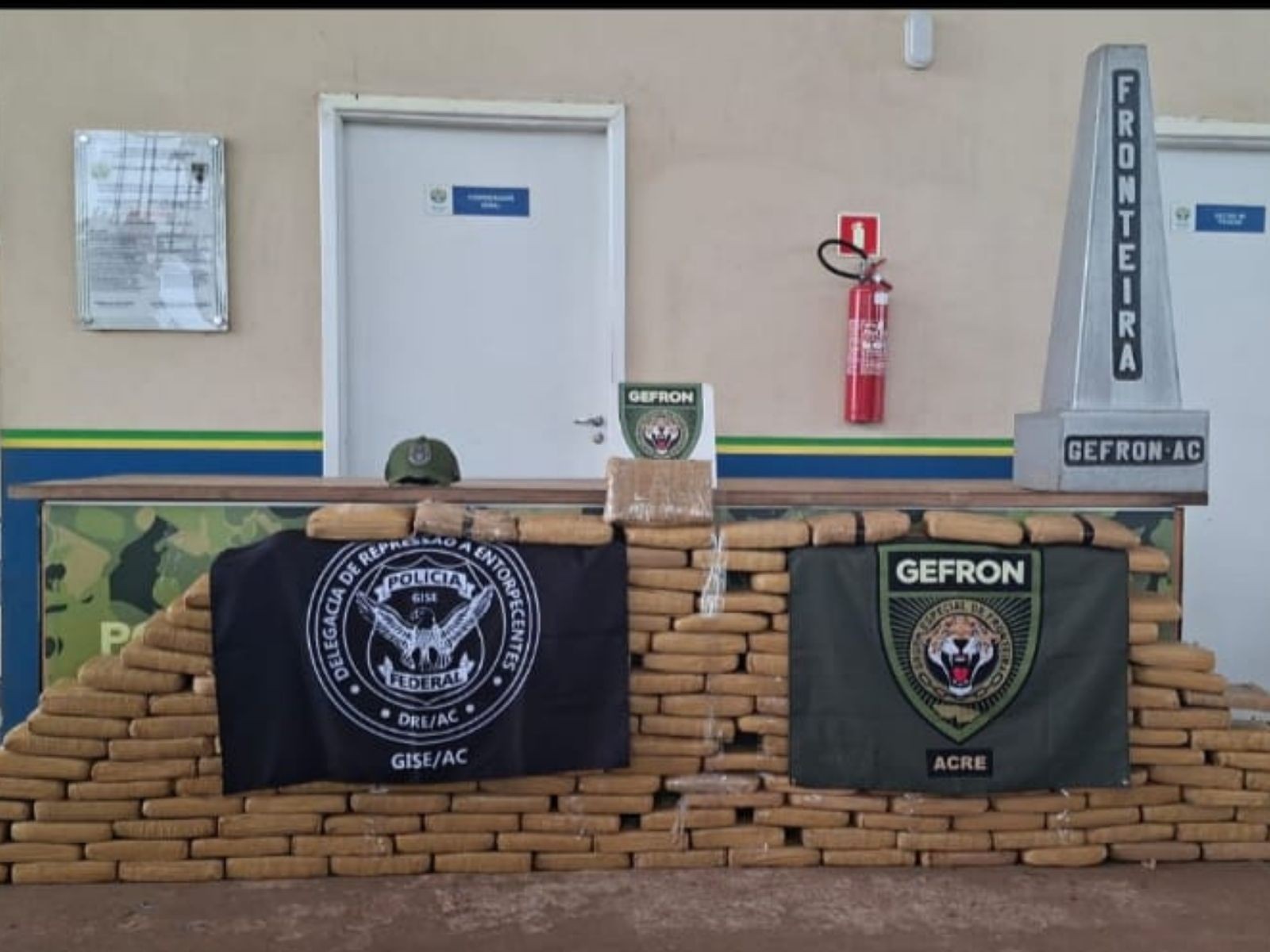 Quadrilha é presa com mais de 213 quilos de skunk no Acre