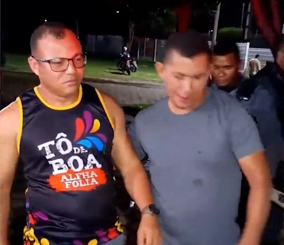Francisco Borba (de camisa preta) foi preso em flagrante no Maranhão — Foto: Reprodução/TV Mirante