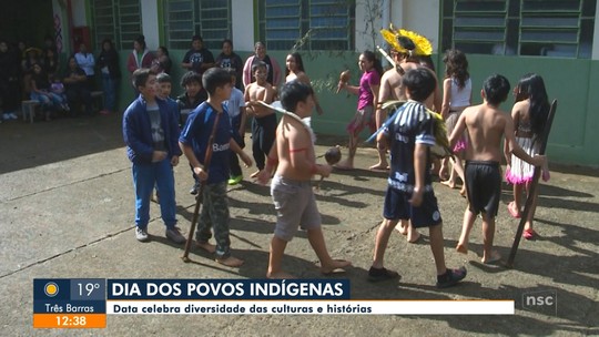 Dia dos povos indígenas é celebrado nesta sexta-feira (19) - Programa: Jornal do Almoço - SC (Blumenau) 