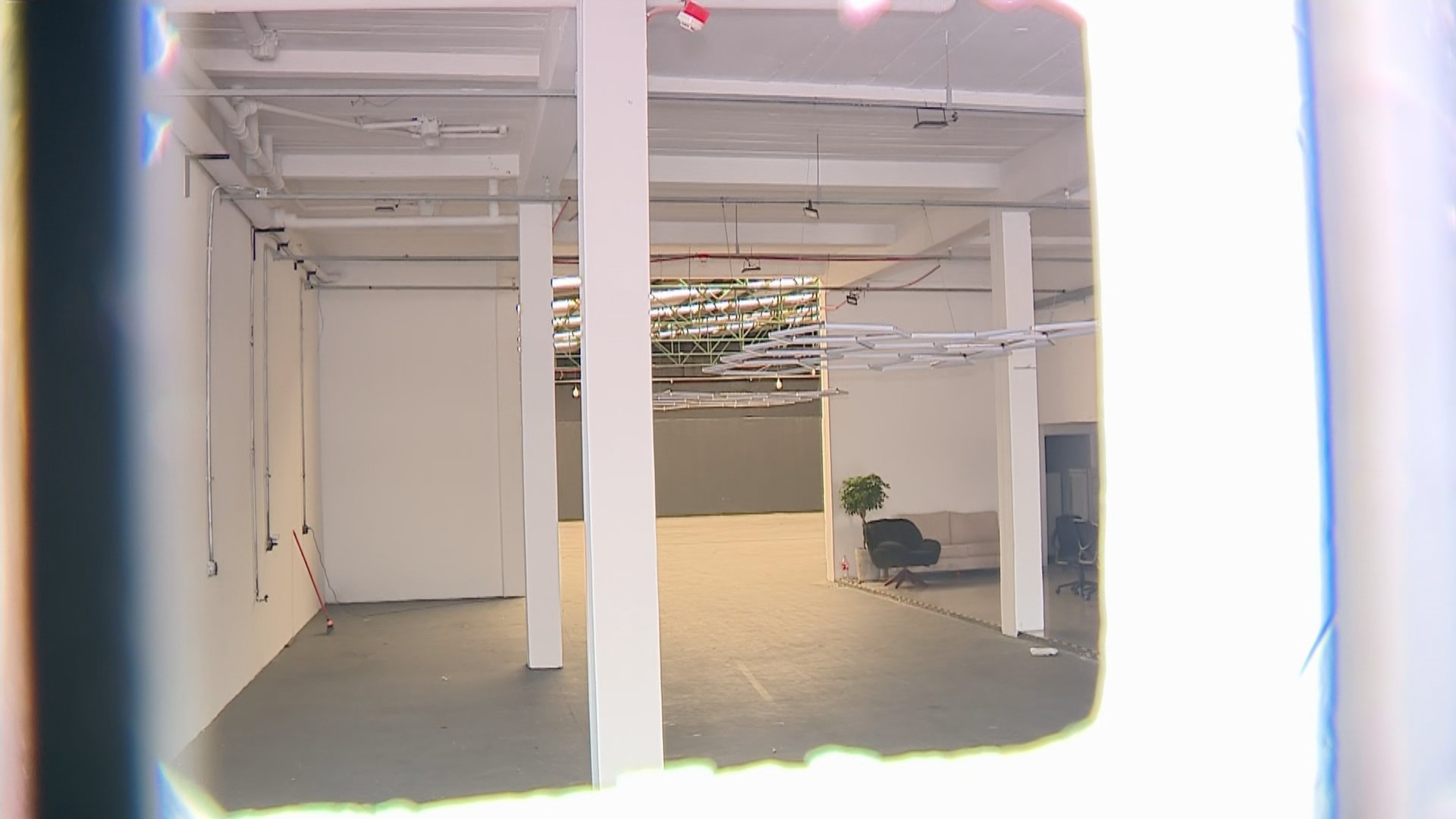 Polícia investiga empresários suspeitos de sumir com motos de clientes em revenda de Porto Alegre