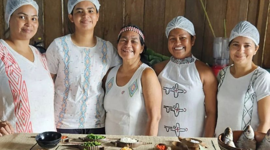 Indígenas empreendedoras: mulheres Kambeba aliam gastronomia à bioeconomia amazônica