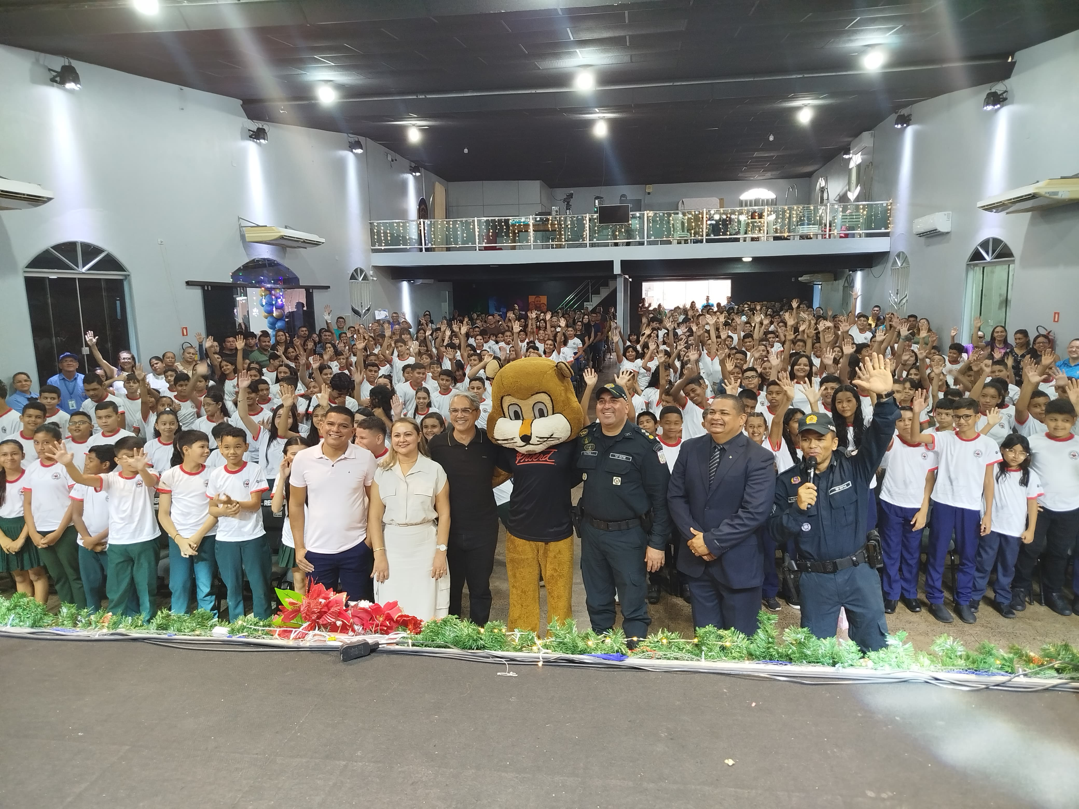 Proerd realiza formatura de mais de 400 alunos em Monte Alegre
