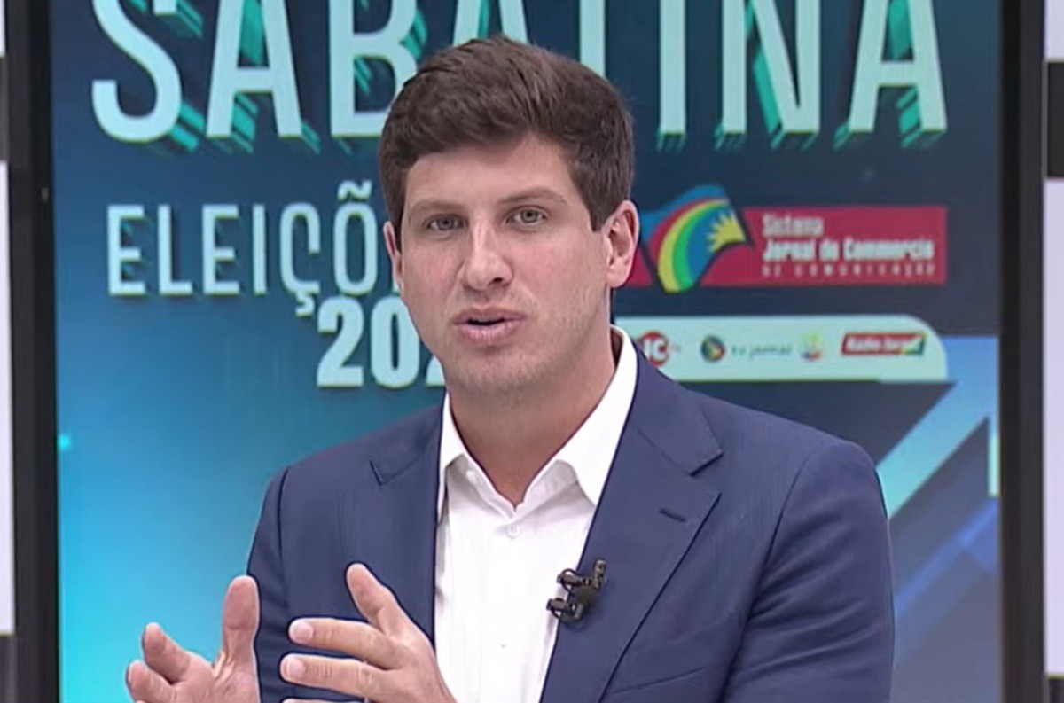 João Campos nega ataques ao PSOL para retirar candidatura de Ivan Moraes em sabatina no 2º dia de campanha