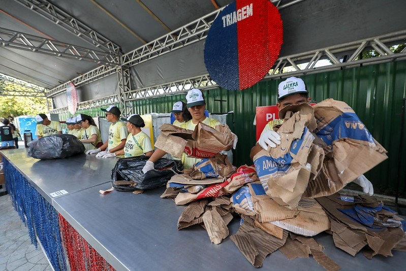 Cerca de 1,4 tonelada de resíduos foram reciclados por moradores e turistas no Festival de Parintins