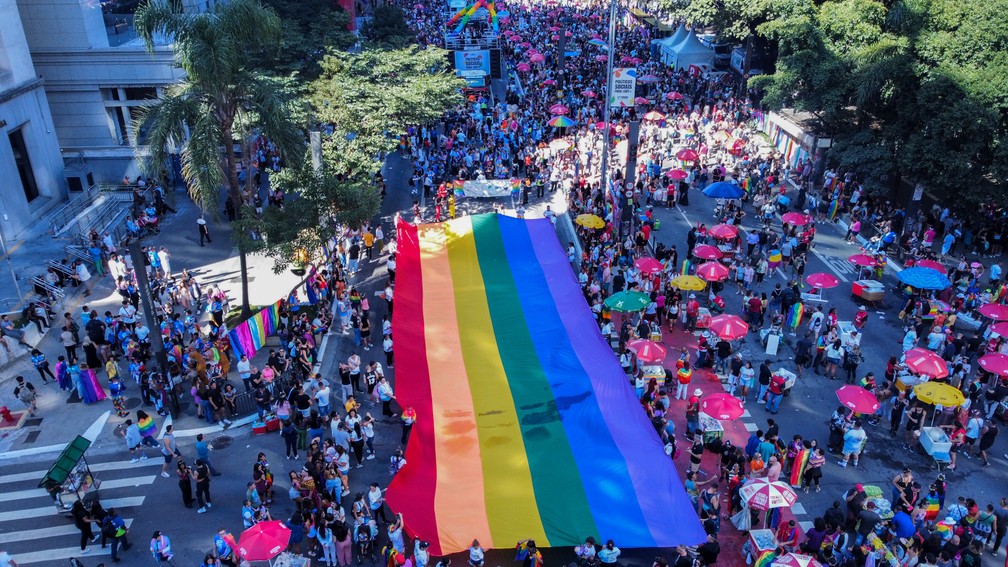  Movimentação do público na Parada do Orgulho LGBT+ em São Paulo — Foto: WAGNER VILAS/ENQUADRAR/ESTADÃO CONTEÚDO