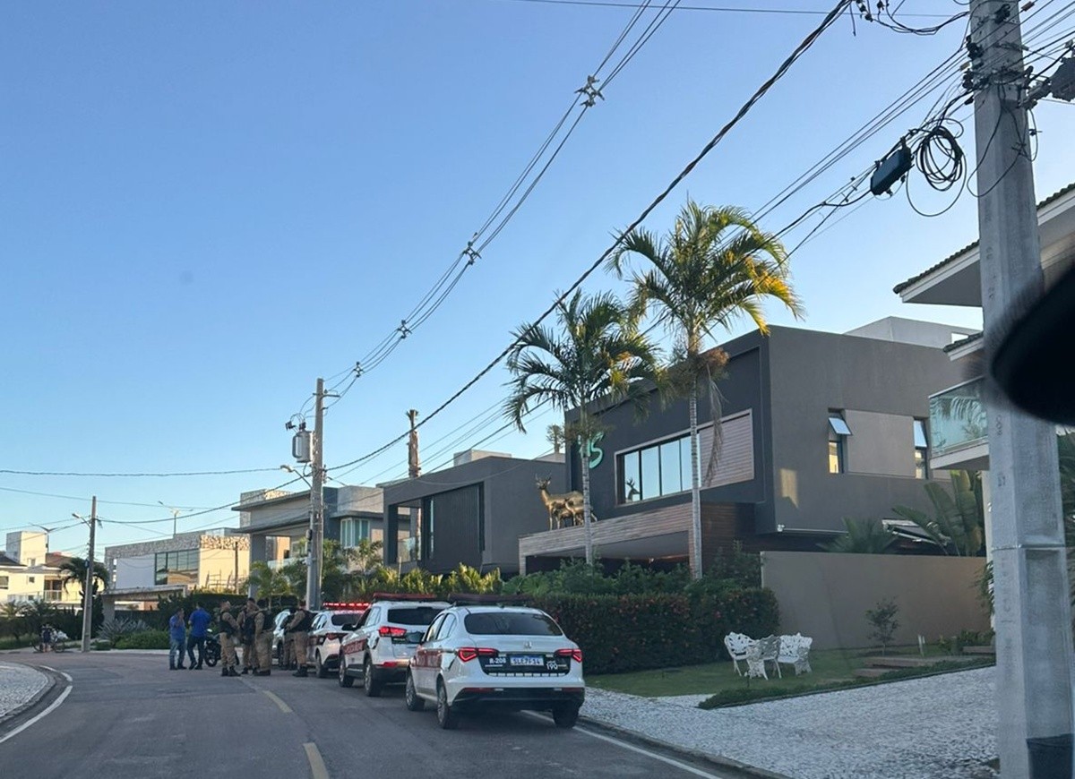 Casa de Hytalo estava trancada, vazia e com máquina de lavar ligada quando equipe chegou com mandado de busca; VÍDEO