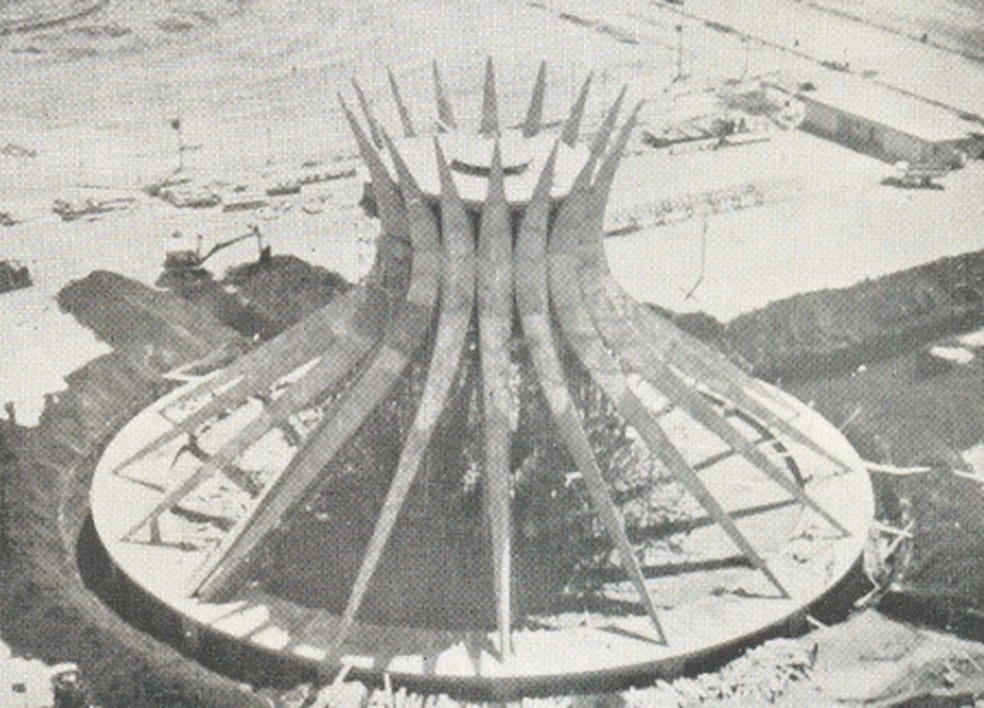 Catedral de Brasília em fase de conclusão, em 1960. — Foto: Revista Brasília/Arquivo Público do DF
