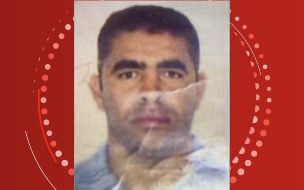 Homem é encontrado morto dentro de carro em fazenda na Bahia. — Foto: Reprodução/TV Sudoeste