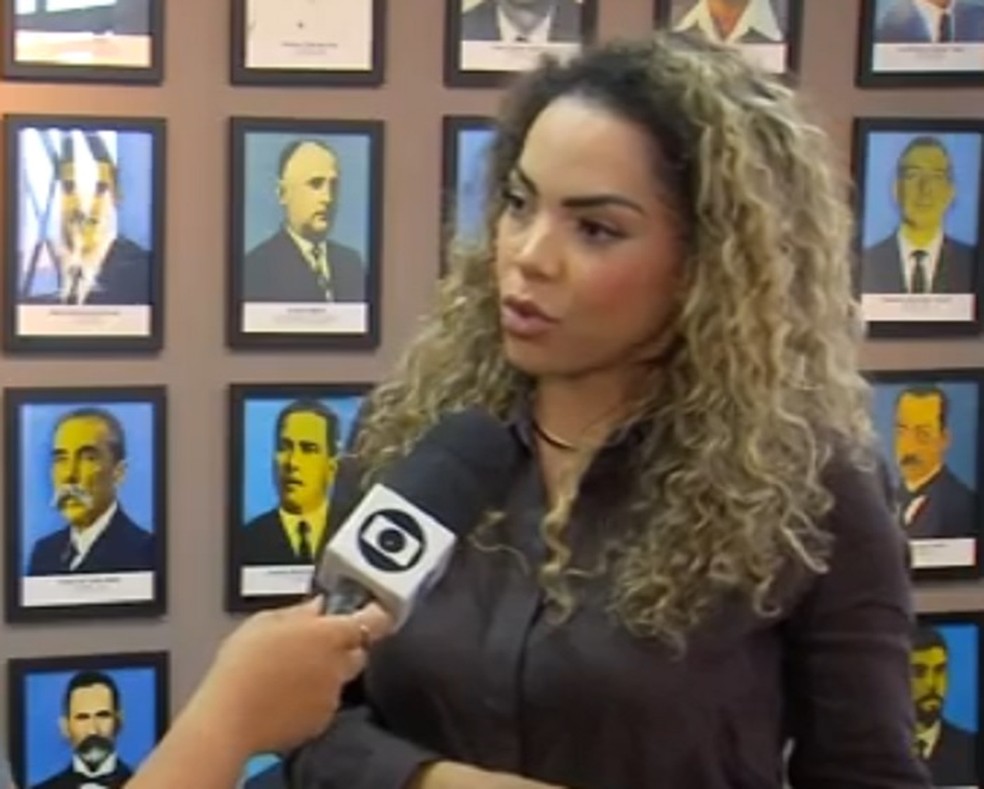 6 de 6
Perfura&ccedil;&atilde;o de po&ccedil;os na regi&atilde;o do Val de Palmas &eacute; promessa de campanha de Su&eacute;llen Rosim (PSD) &mdash; Foto: TV TEM/Reprodu&ccedil;&atilde;o