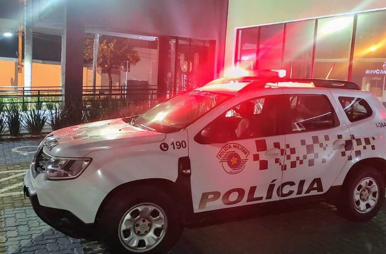 Homem é morto com mais de 10 tiros no interior de SP