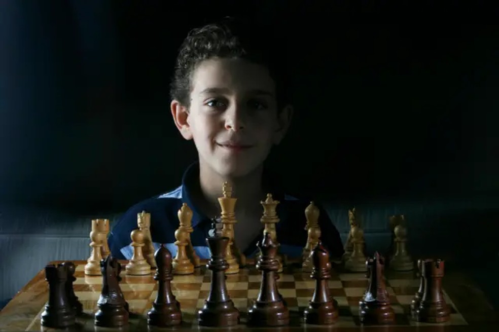 Naroditsky após a conquista do Campeonato Mundial Juvenil, em 2008, na Turquia. — Foto: Getty Images via BBC