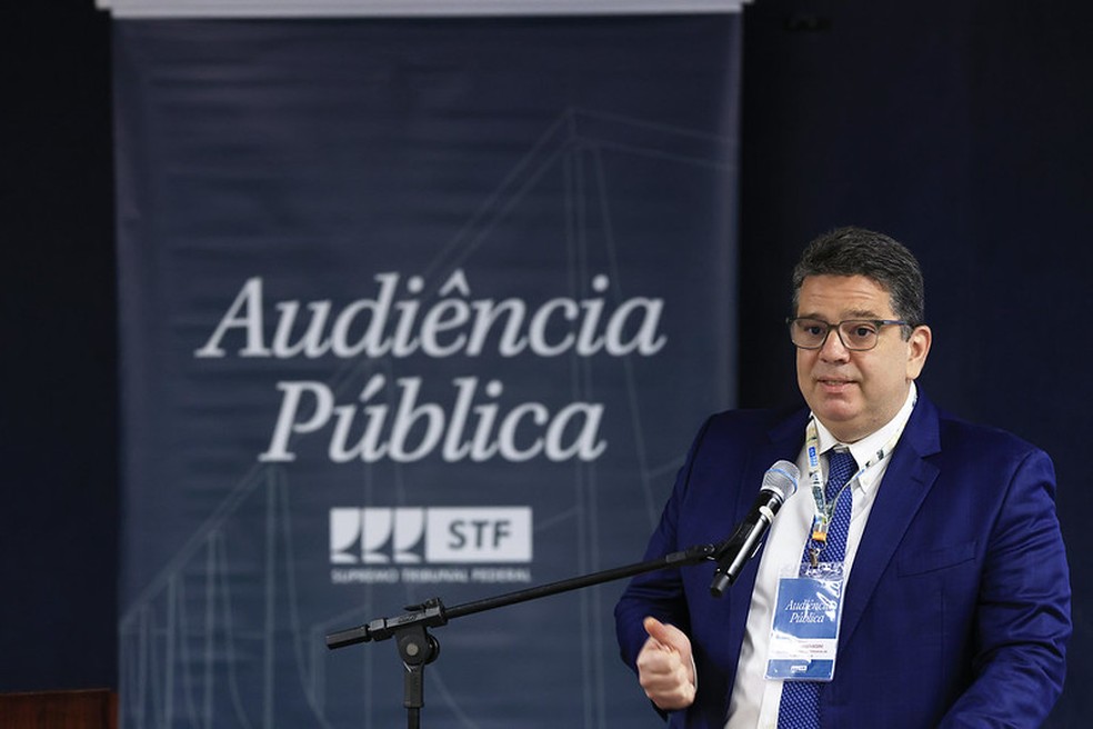 Gustavo Binenbojm, representante da Associação Brasileira de Emissoras de Rádio e Televisão, participou da audiência pública. — Foto: Rosinei Coutinho/STF