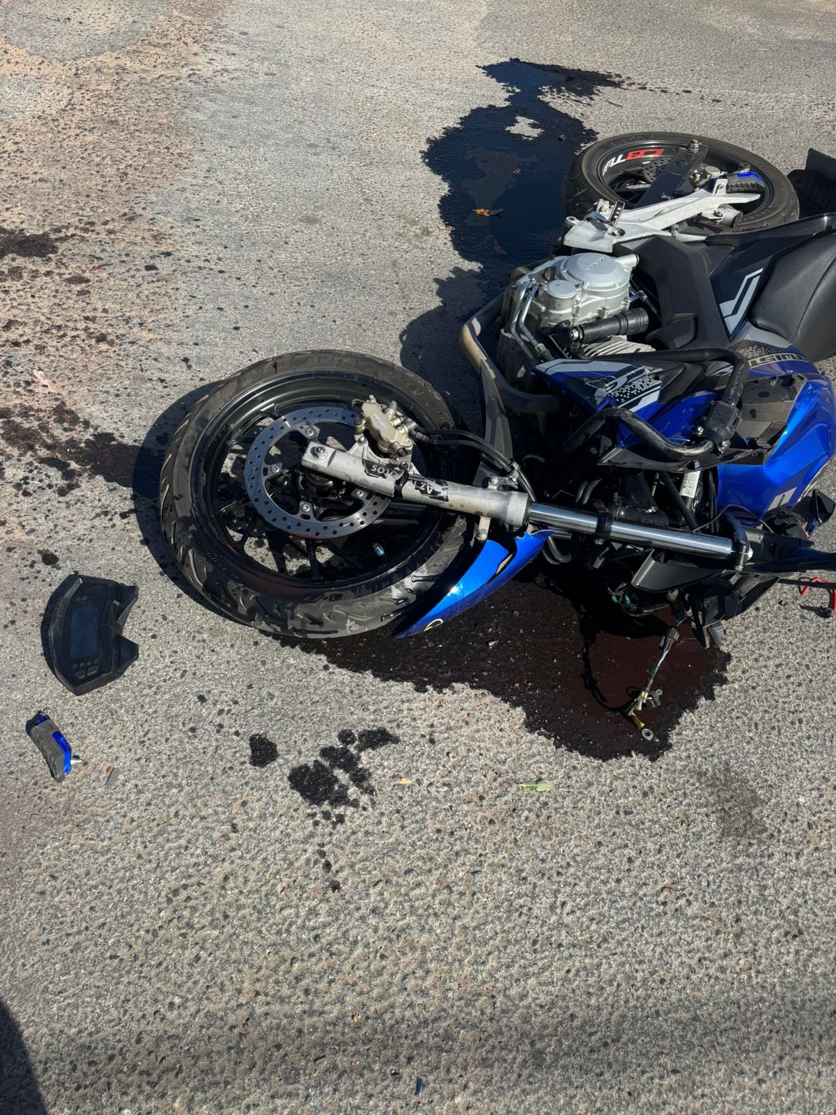 Motociclista tem múltiplas fraturas após acidente em Pirapora