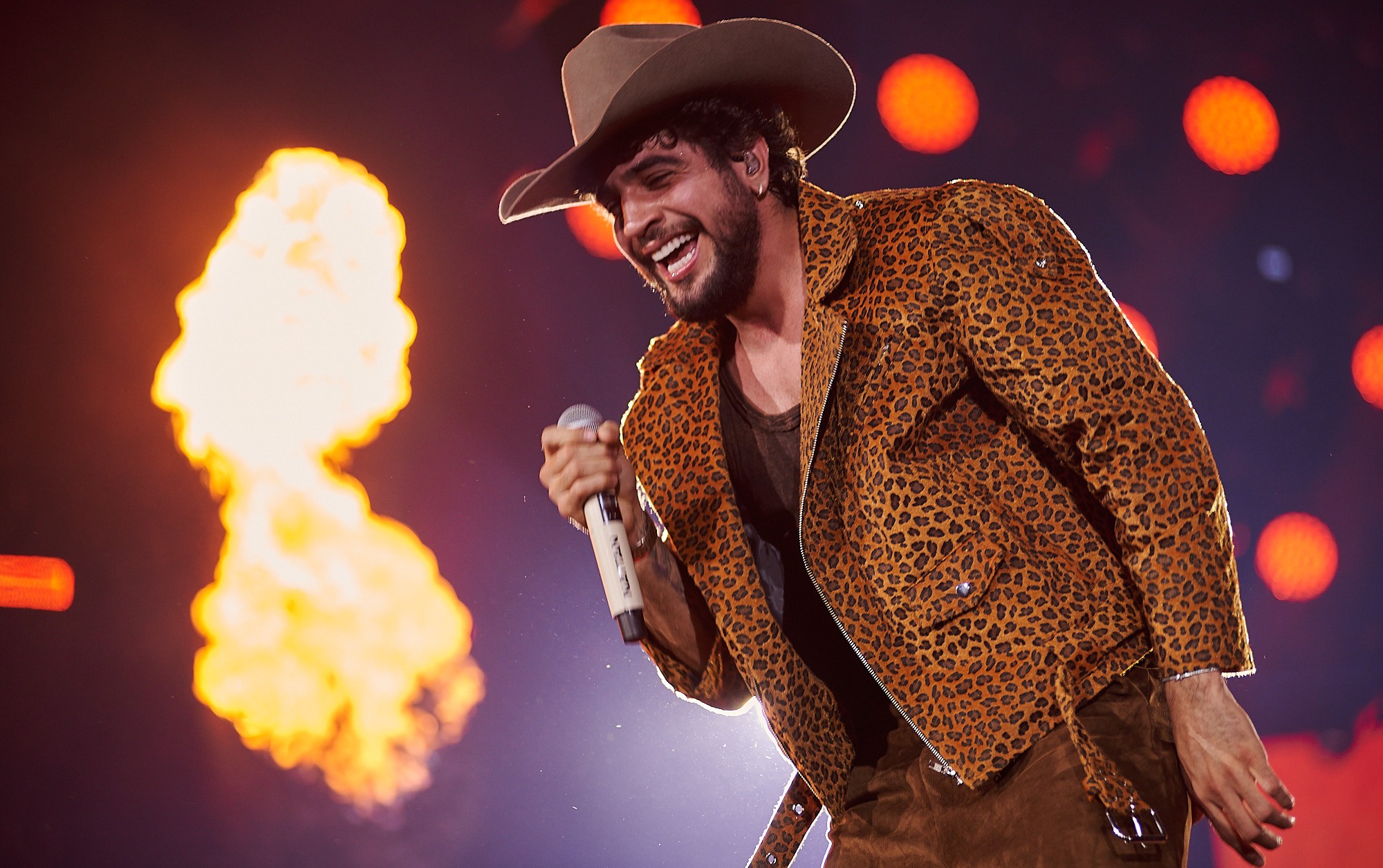 FOTOS: Nattan estreia na Festa do Peão de Barretos