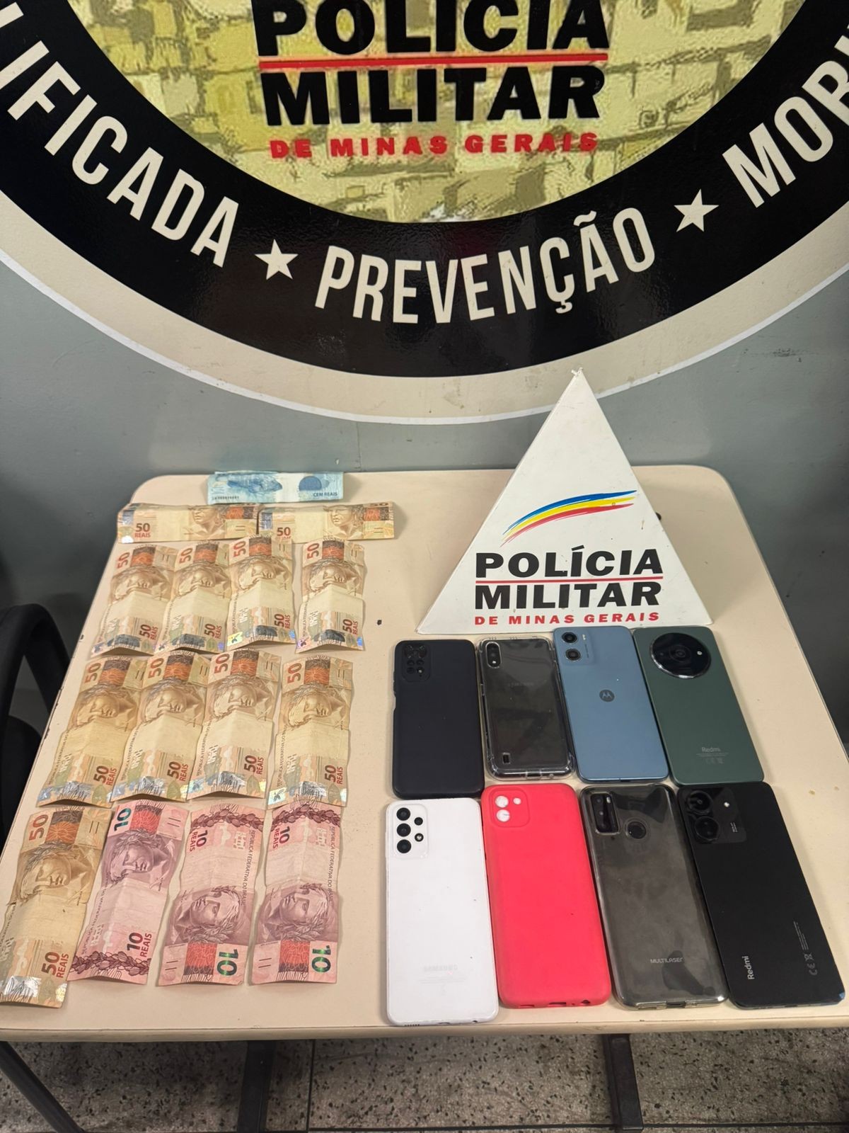 Polícia Militar recupera 25 celulares durante a 26ª Parada LGBTQIA+ em Belo Horizonte