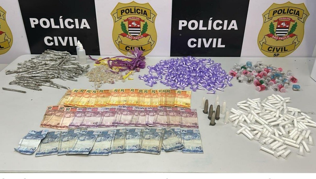 Polícia Civil desmantela depósito de drogas que abastecia biqueiras no litoral de SP