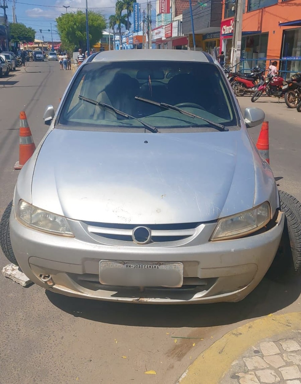 Motorista perdeu controle de carro e atingiu idoso em João Câmara, segundo a polícia — Foto: Reprodução