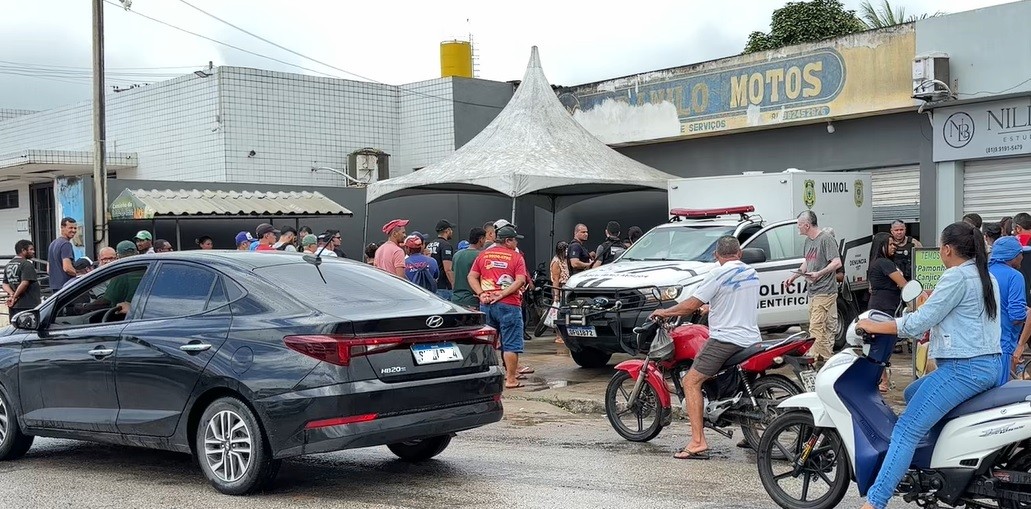 Comerciante é morto a tiros dentro de mercado em Pedras de Fogo, na PB