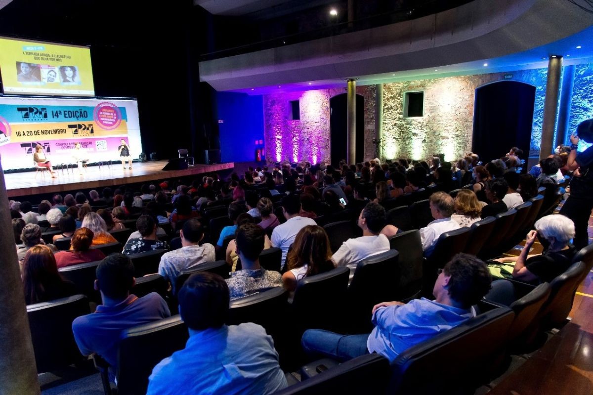 Tarrafa Literária reúne escritores, jornalistas e filósofos em programação gratuita em Santos; confira