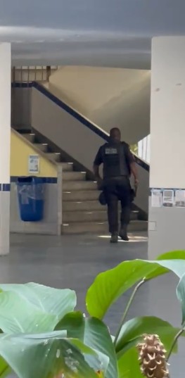 Bombeiros e PM são chamados para o CEFET após tiros na unidade