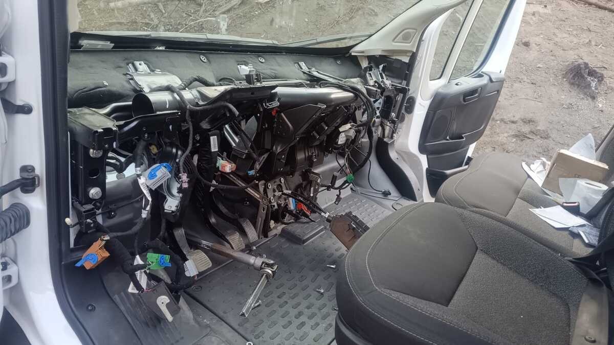 Polícia prende homem por roubo de veículo em Suzano; motorista foi feito refém e libertado em SP 