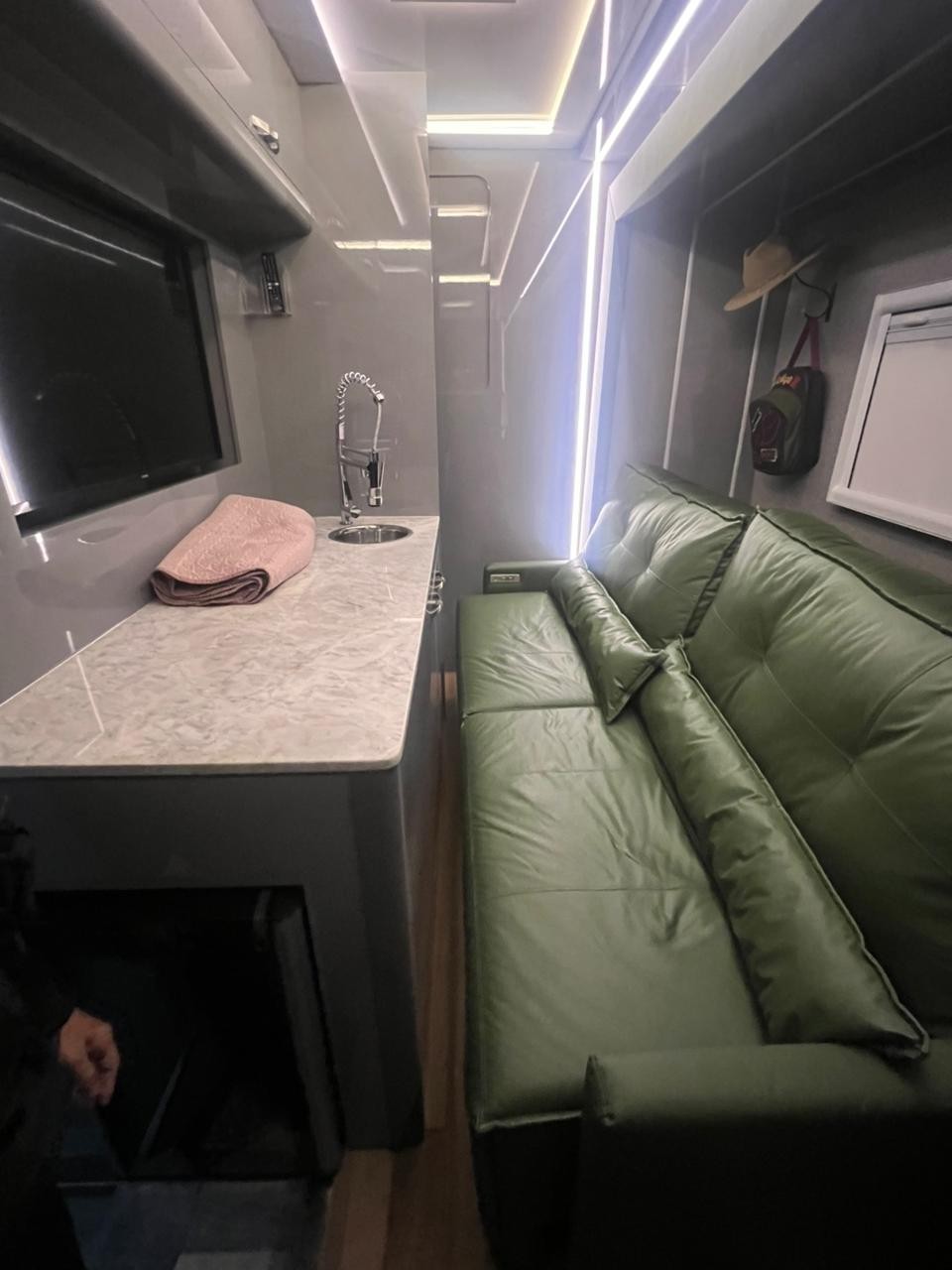 Motorhome avaliado em R$ 500 apreendido em Uberlândia— Foto: PF/Divulgação