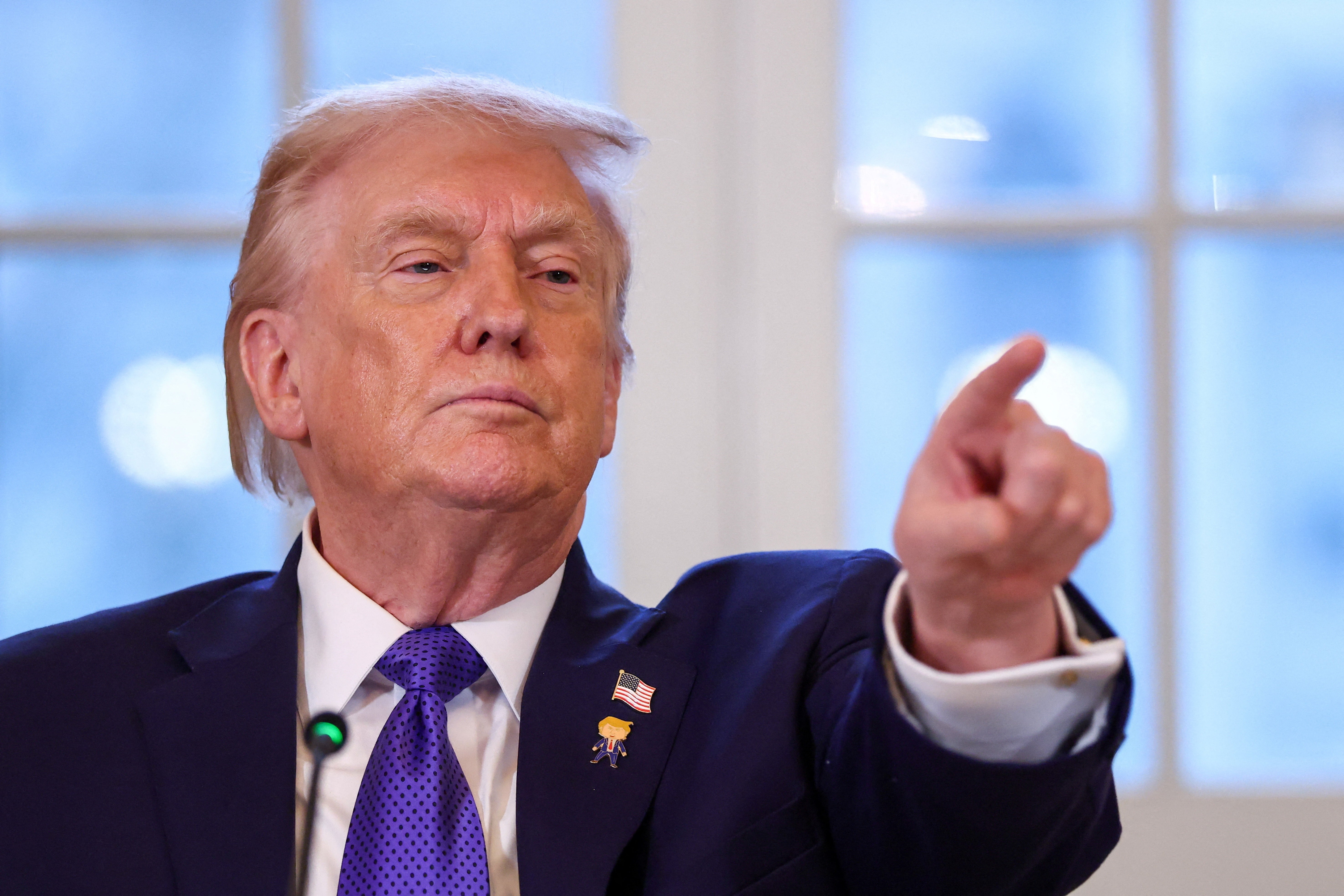 Minnesota processa o governo Trump para impedir o aumento do número de agentes federais de imigração