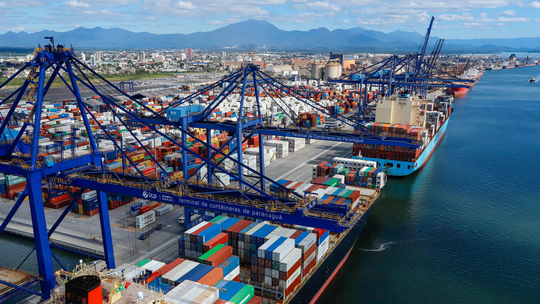 Tarifaço dos EUA: dados sobre impacto e plano de contingência devem marcar primeira semana após sobretaxa - Primeiras projeções sobre o impacto das medidas serão conhecidas nesta segunda-feira (11) com o resultado do balanço das exportações. Paralelamente, governo divulga proposta para ajudar pequenas e médias empresas.