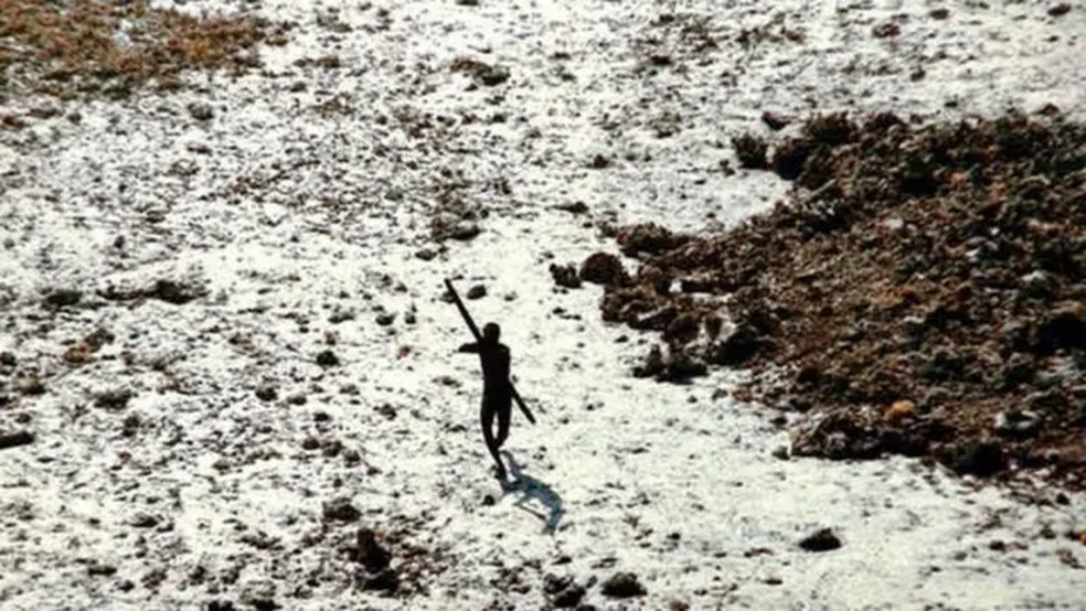 As tentativas de entrar em contato com os moradores fracassaram. — Foto: INDIAN COASTGUARD/SURVIVAL INTERNATIONAL