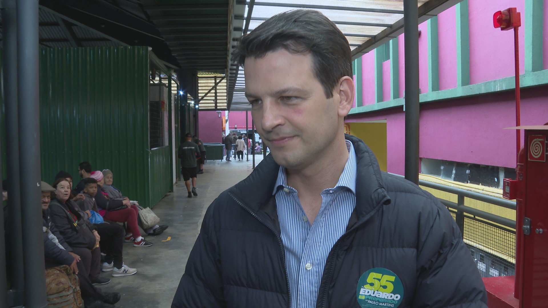 Pimentel promete construir três restaurantes populares em Curitiba e diz que segurança alimentar será prioridade
