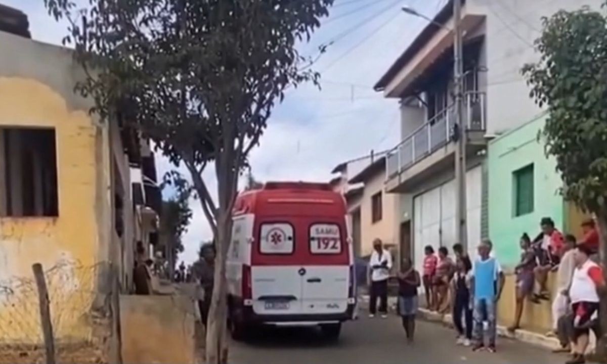 Mulher é morta a facadas dentro de casa no sudoeste da Bahia; principal suspeito é ex-companheiro da vítima