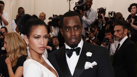 Caso Diddy: por que condenação foi quase uma vitória para o rapper, cuja defesa comemorou e até chorou - Com a condenação desta manhã, o rapper pode pegar até 20 anos de prisão. Se tivesse sido considerado culpado pelos outros crimes dos quais foi inocentado, a pena poderia ser perpétua.