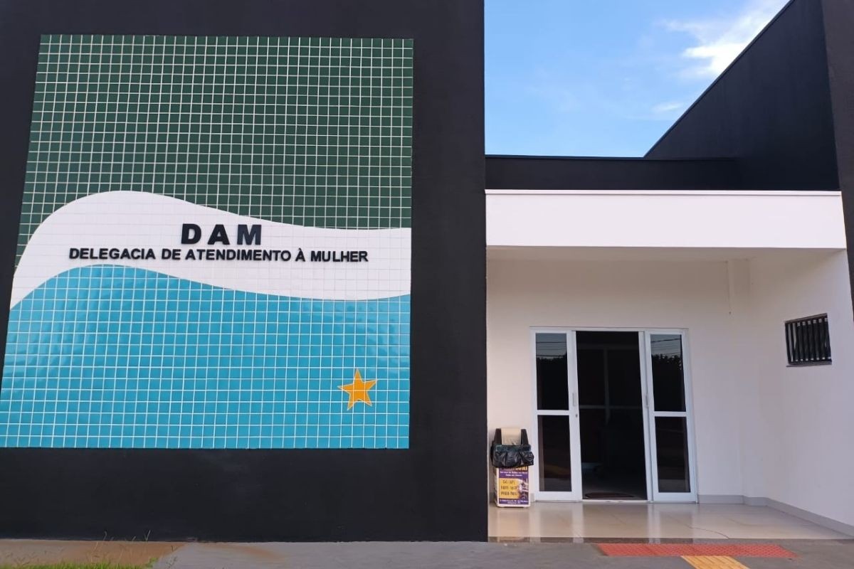 Homem é condenado por estupro virtual ao forçar troca de mensagens sexuais com adolescente em MS