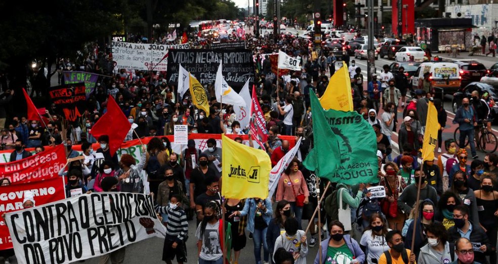 Protesto contra o racismo em São Paulo em 2020 — Foto: Amanda Perobelli/REUTERS