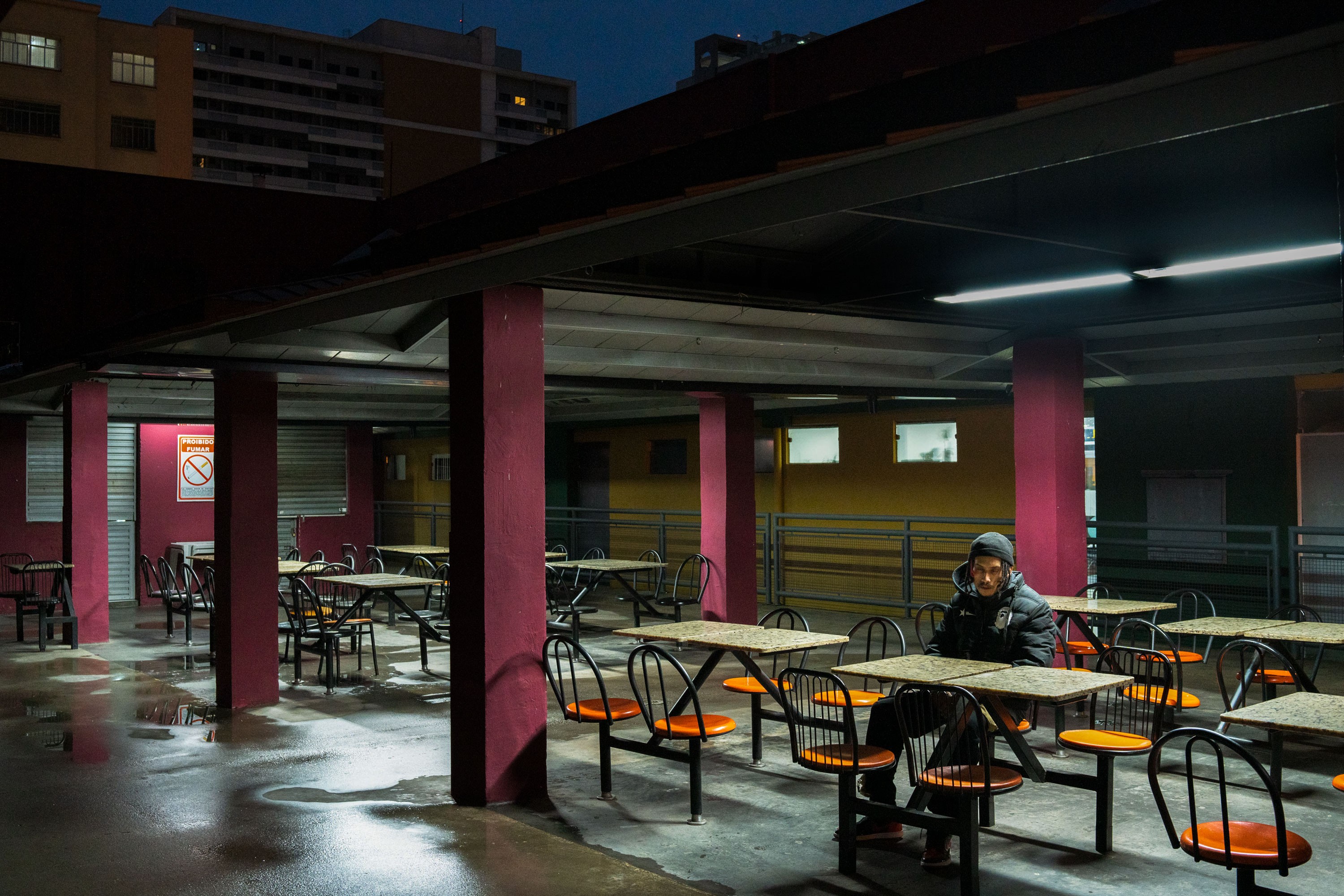 Fotos do Centro de Curitiba são finalistas em renomado prêmio mundial de fotografia; veja as imagens