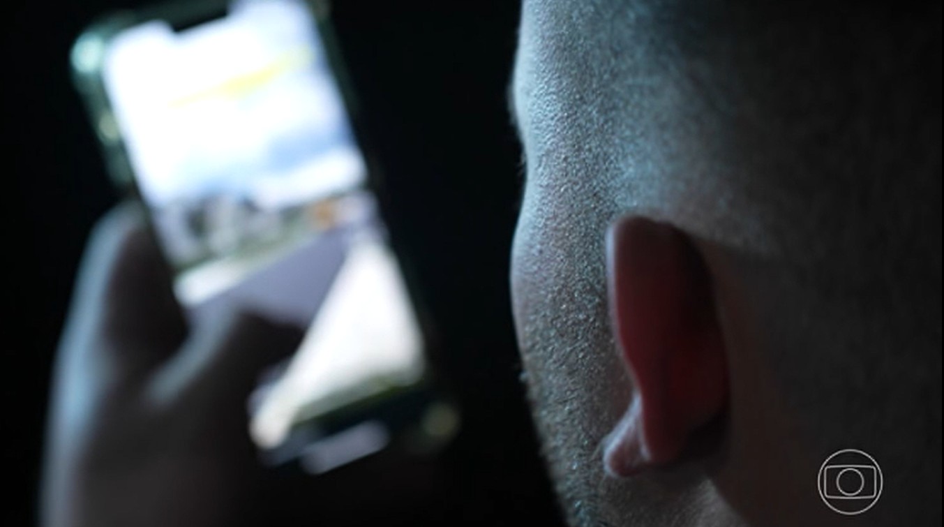 Câmara aprova urgência na votação do projeto contra adultização em plataformas digitais 