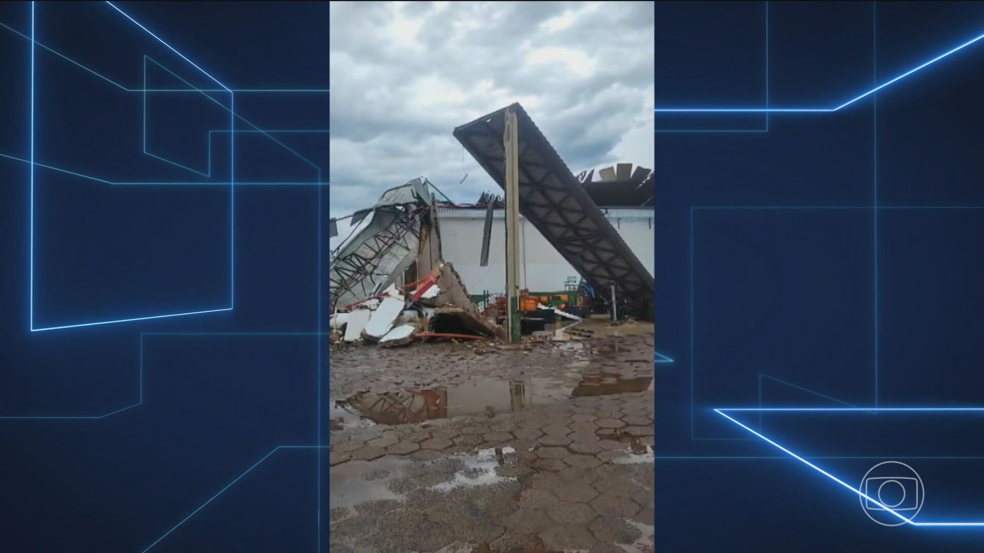 Temporal provoca destruição no interior de Goiás